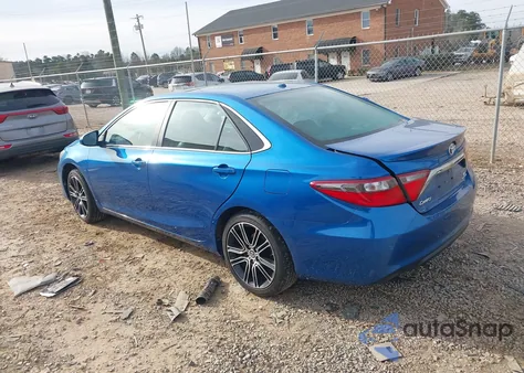 2016 Toyota Camry Se z USA, uszkodzony, nr VIN 4T1BF1FK7GU543110
